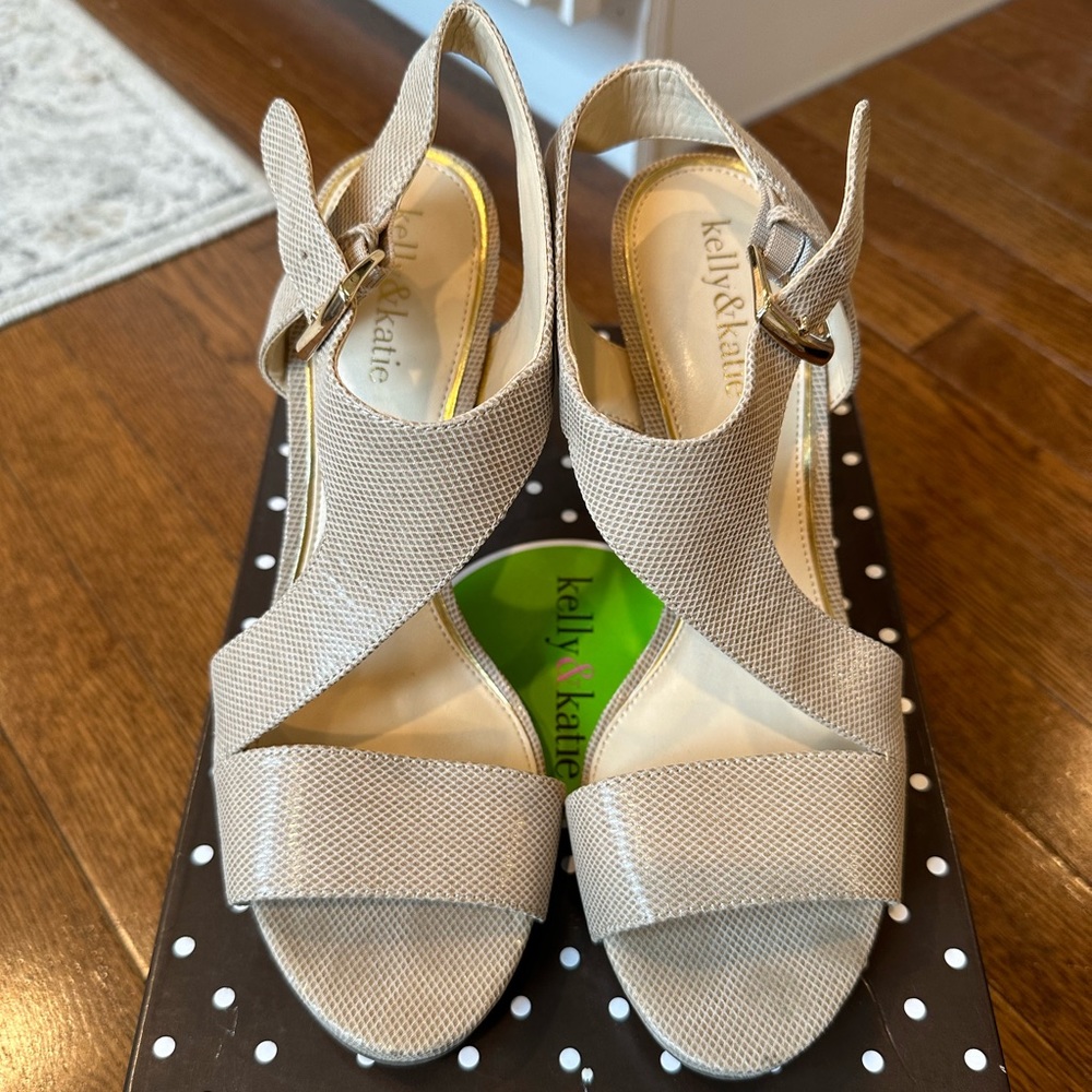 Kelly & Katie Taupe Lizard heels